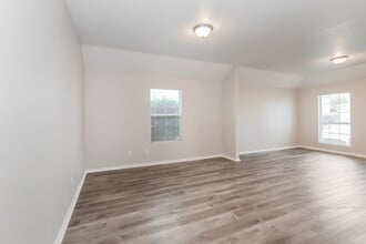 12419 Pinestraw Rd in Rhome, TX - Building Photo - Building Photo