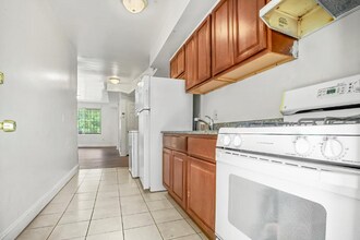 349 Parkland Pl SE in Washington, DC - Building Photo - Building Photo