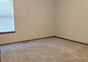 1816 Hillcrest Dr in Norman, OK - Building Photo - Building Photo