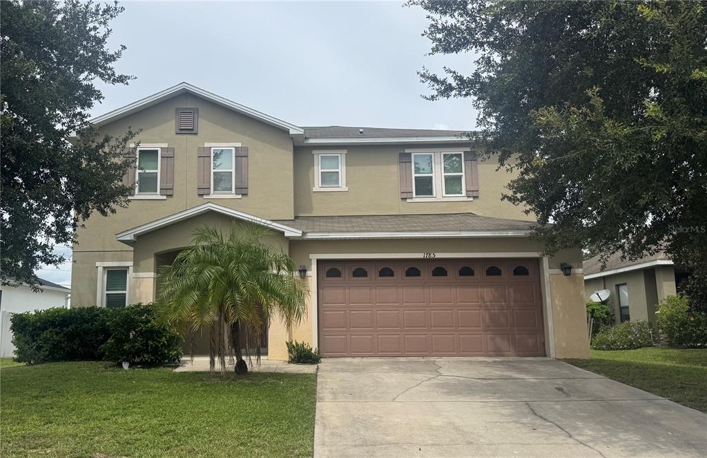 1785 College Park Dr in Tavares, FL - Building Photo