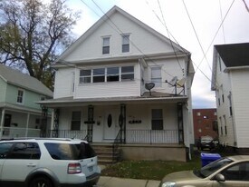138 Liberty St in Middletown, CT - Building Photo
