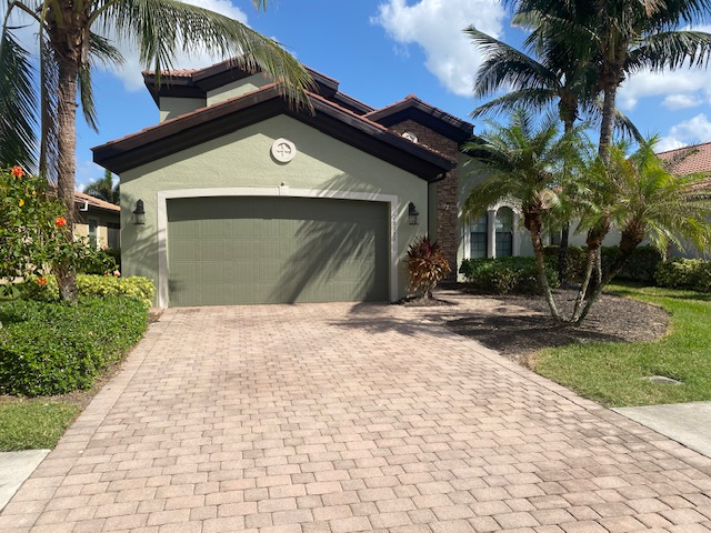 26151 St Michael Ln in Bonita Springs, FL - Building Photo