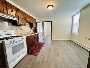 94 Andrew St in Bayonne, NJ - Building Photo - Building Photo