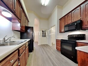 6377 Braybourne Main in Olive Branch, MS - Foto de edificio - Building Photo