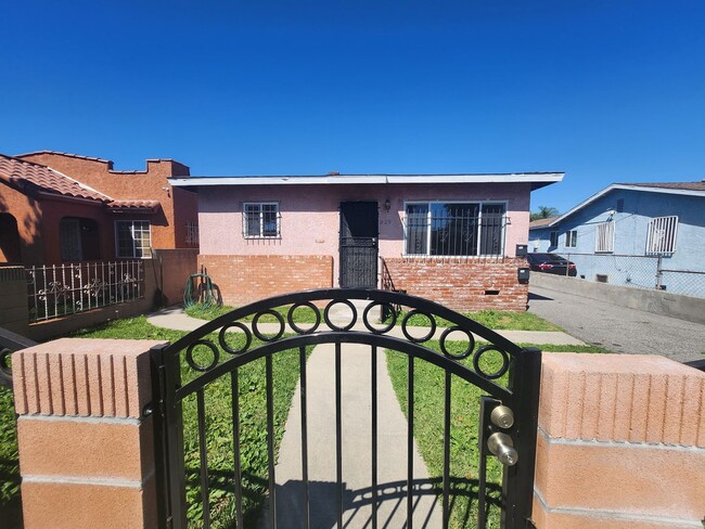 property at 229 E 89th St