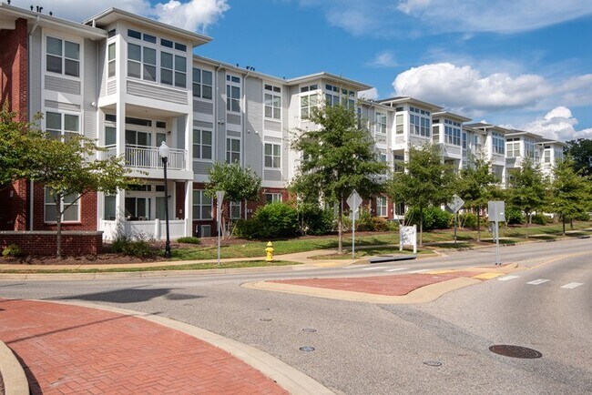 The Links at Gleneagles in Waldorf, MD - Foto de edificio - Building Photo