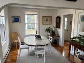 126 Pleasant St in Marblehead, MA - Building Photo - Building Photo