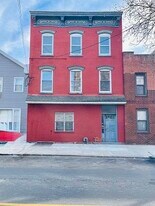 566 Palisade Ave in Jersey City, NJ - Building Photo