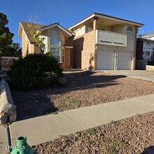 7145 Tierra Taos Dr in El Paso, TX - Building Photo - Building Photo