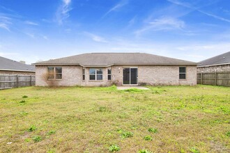 7057 Harvest Way in Milton, FL - Building Photo - Building Photo