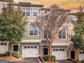 1953 Sterling Oaks Cir NE in Atlanta, GA - Building Photo