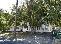 825 E Carson St in San Antonio, TX - Building Photo - Building Photo