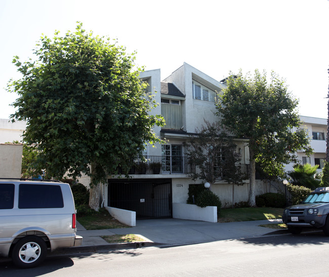 1224 S Saltair Ave in Los Angeles, CA - Building Photo - Building Photo