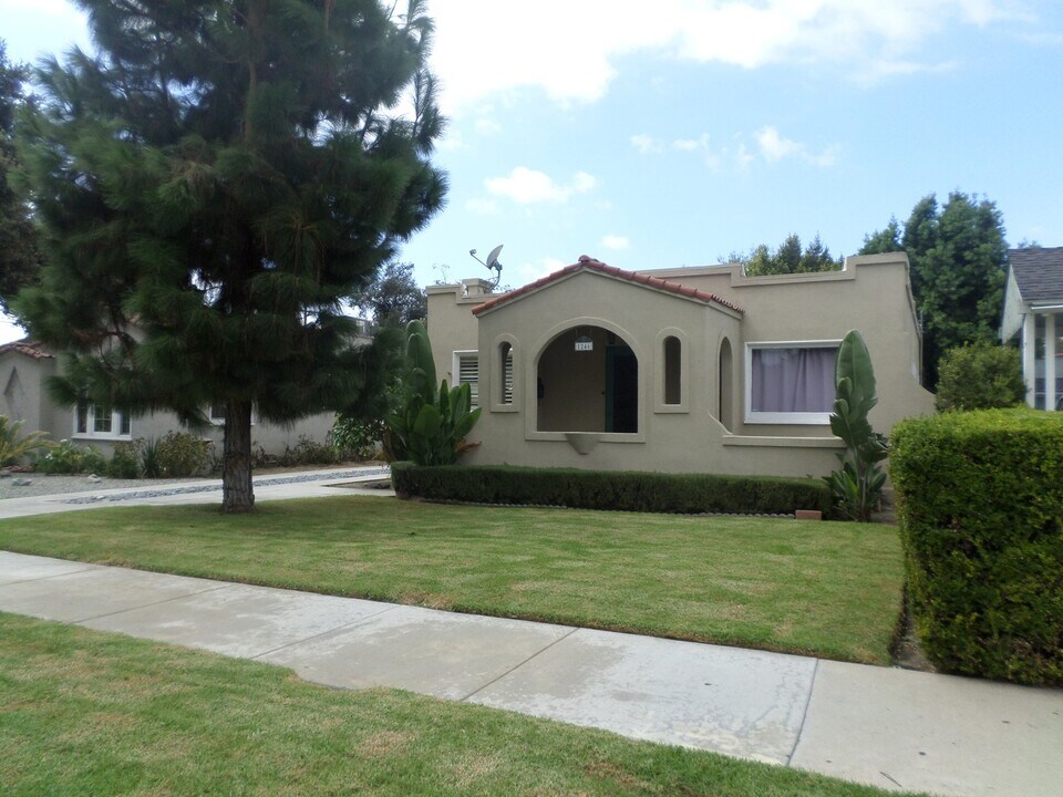 1246 S Ross St in Santa Ana, CA - Building Photo