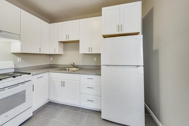 property at 938 Geary St