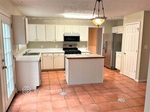 3018 Cranbrook Walk in Kennesaw, GA - Building Photo - Building Photo