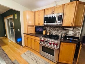 6221 Old Middleton Rd in Madison, WI - Building Photo - Building Photo