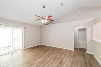 1841 Quebec Ct in Middleburg, FL - Building Photo - Building Photo