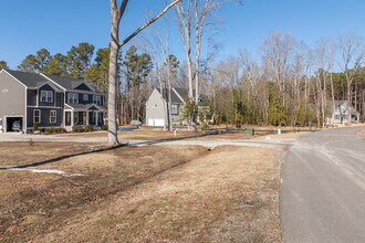 Shirley Commons in Providence Forge, VA - Building Photo - Building Photo