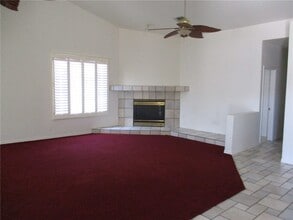 2902 Desert Vista Dr in Bullhead City, AZ - Building Photo - Building Photo