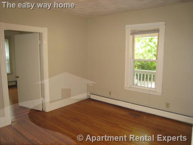 10 Clifton St in Somerville, MA - Building Photo