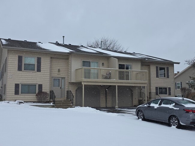 property at 10268 Parkedge Cir