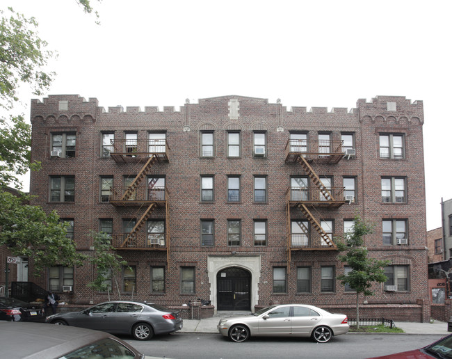 Pearl Court in Brooklyn, NY - Building Photo - Building Photo