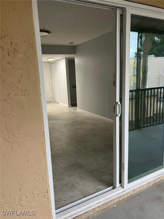 824 Alderman St in Ft. Myers, FL - Building Photo