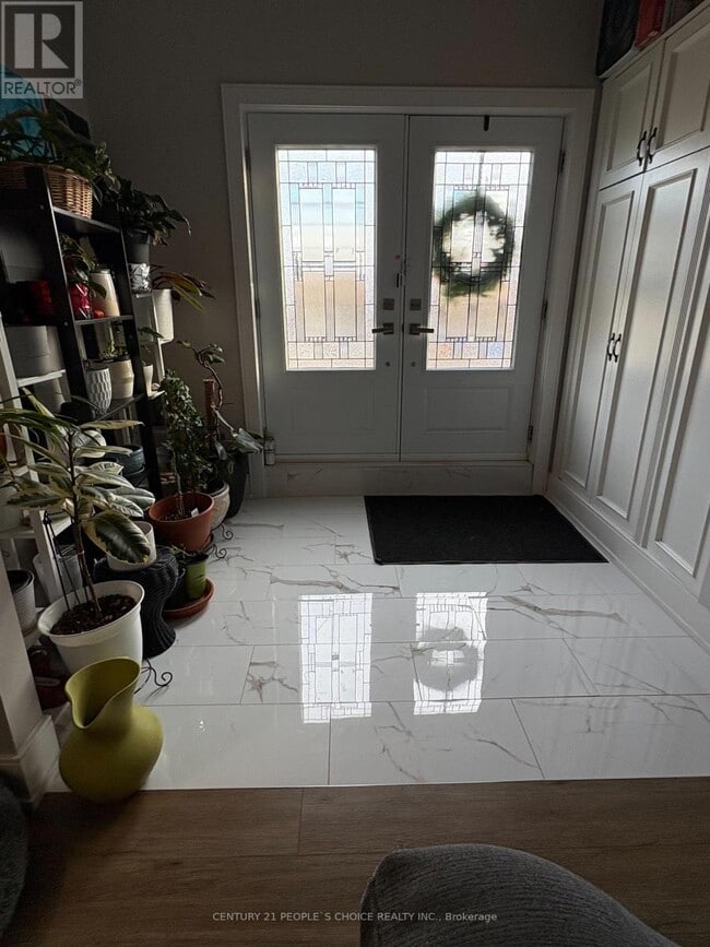 171 Cornelius Pkwy in Toronto, ON - Building Photo - Building Photo