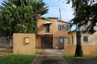 241 Walton Blvd in West Palm Beach, FL - Building Photo - Building Photo