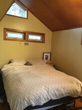 4915 Lake Washington Blvd S in Seattle, WA - Building Photo - Building Photo