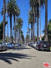 441 1/2 S Palm Dr in Beverly Hills, CA - Building Photo - Building Photo