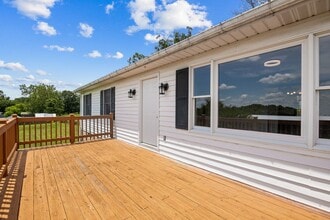 111 Labella Ct in Gerrardstown, WV - Building Photo - Building Photo