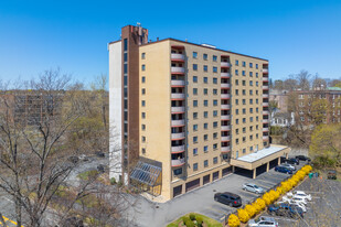 Craddock Cove Condominium in Medford, MA - Building Photo