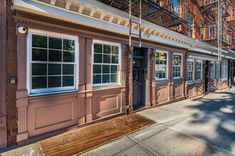 92 Atlantic Ave in Brooklyn, NY - Foto de edificio - Building Photo