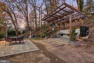 7203 Arthur Dr in Falls Church, VA - Building Photo - Building Photo