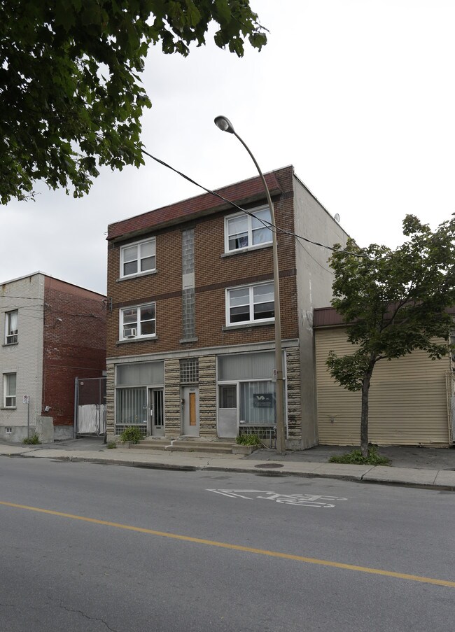 3967-3979 De Verdun Rue in Verdun, QC - Building Photo - Building Photo