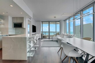 6899 Collins Ave, Unit 1908 in Miami Beach, FL - Building Photo - Building Photo