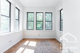 2323 N Kedzie Blvd, Unit 1 in Chicago, IL - Building Photo - Building Photo