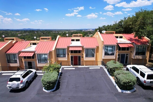 property at 402 Hi Stirrup