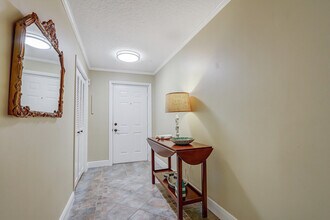 911 Oak Harbour Dr in Juno Beach, FL - Building Photo - Building Photo