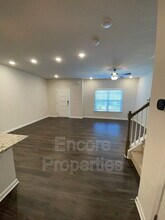 908 Robbie Jackson Ln in Fuquay Varina, NC - Building Photo - Building Photo