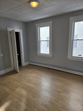 203 Alder St in Waterbury, CT - Building Photo - Building Photo