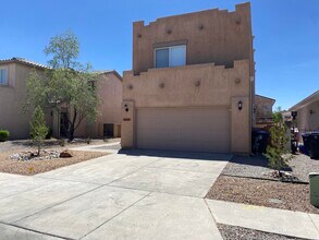 1412 Stone Canyon Rd NE in Albuquerque, NM - Building Photo - Building Photo