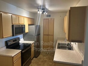 6850 Sharlands Ave. in Reno, NV - Building Photo - Building Photo