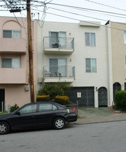 693 Villa St in Daly City, CA - Building Photo - Building Photo