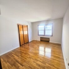 109 Rockwell St, Unit 2 in Harrison, NY - Building Photo - Building Photo