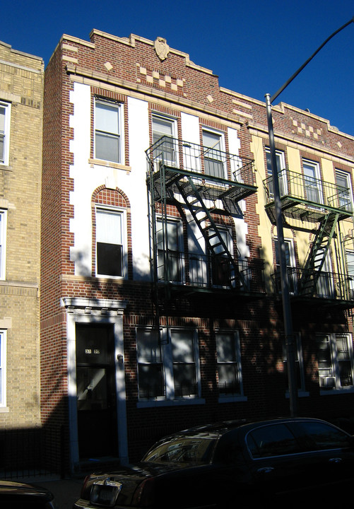 31-30 35th St in Astoria, NY - Foto de edificio