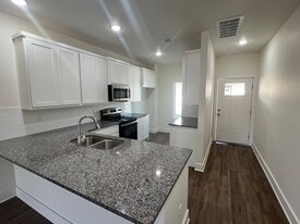 1826 Royal Loop in Belton, TX - Building Photo