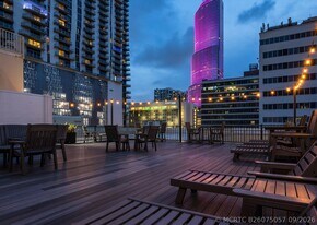 150 SE 3rd Ave in Miami, FL - Building Photo